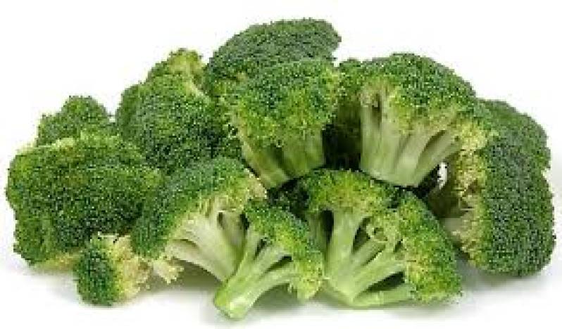 Brokolica  (brassica  oleracea)
