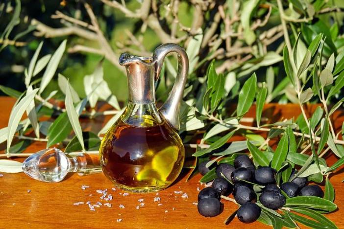 Olivový olej prospeje zdraviu, pleti i vlasom