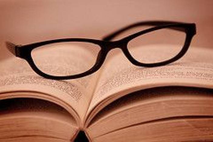 Koniec okuliarom na čítanie