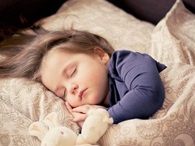 Čo robiť, keď dieťa nechce spať