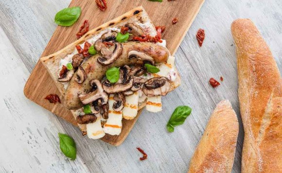 Grilovaná Sicílska klobása so syrom haloumi