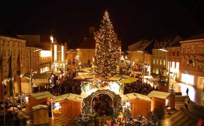 Vyberáme 5 „naj“ jedinečných vianočných trhov v Dolnom Rakúsku a ďalšie, ktoré sa oplatí počas adventu navštíviť