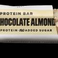 Populárny rad proteínových tyčiniek Barebells sa rozšíri o novinku – White Chocolate Almond