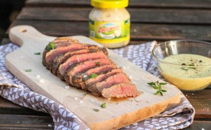 Flank steak s chrenovou omáčkou