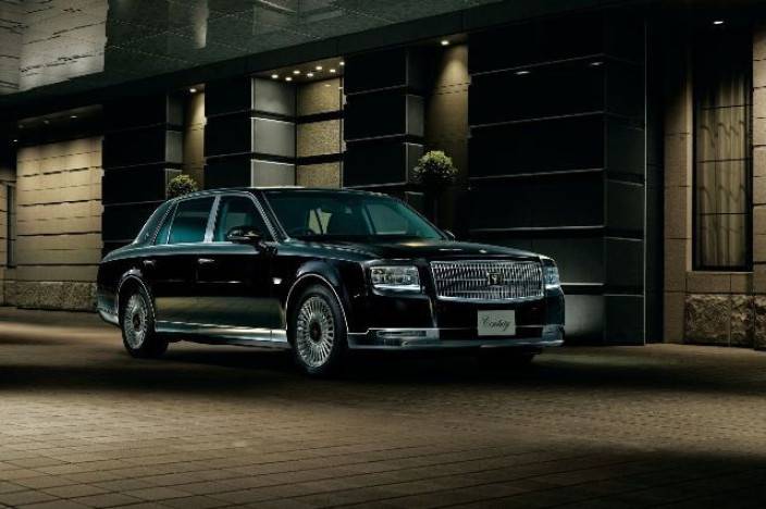 Toyota Century – nová limuzína (nielen) pre cisára