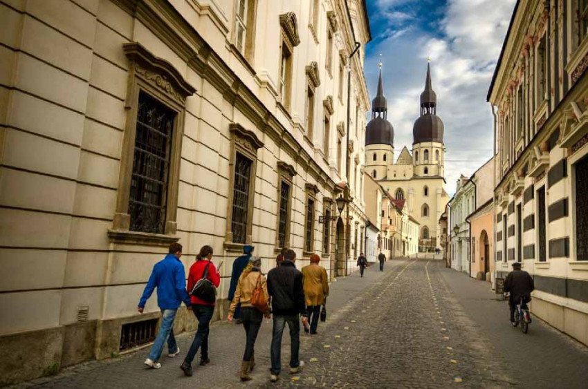  BLÍŽI SA SVETOVÝ DEŇ CESTOVNÉHO RUCHU. POZRITE SA, AKO HO OSLÁVI TRNAVA