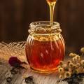 Med je pokladom pre zdravie aj krásu. Tu je 5 TOP receptov, ktoré sa oplatí skúsiť!