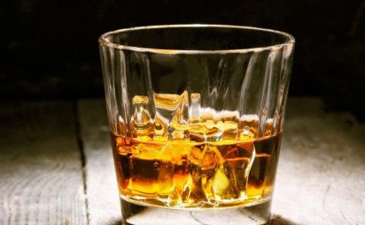 Leto a whisky! Ako si ju vychutnať?