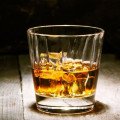 Leto a whisky! Ako si ju vychutnať?