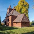 Drevené chrámy na severovýchode Slovenska lákajú turistov