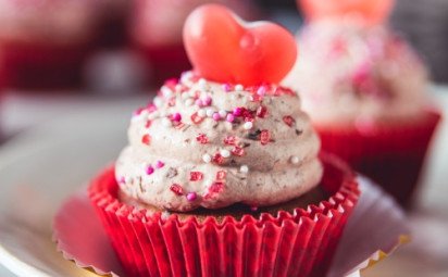 Štýlové valentínske cupcakes