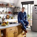 Jamie Oliver varí v karanténe