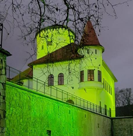 Budatínsky hrad rozžiari zelená 