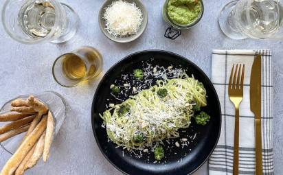 Pesto z medvedieho cesnaku a brokolice