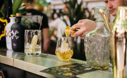  Nádvorie v Trnave ožije tropickým svetom rumových nápojov 