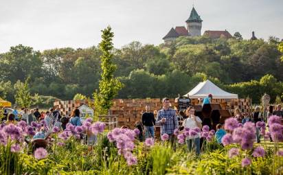  POD SMOLENICKÝM ZÁMKOM BUDE V SOBOTU LETNÝ FESTIVAL MEDOKVAS