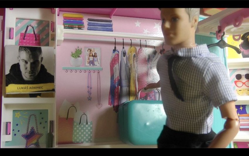 Podľahli Lukáš Adamec a Lolokar Barbie trendu? 