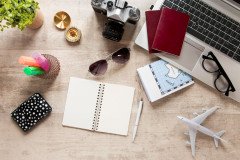 travel-items-arrangement-flat-lay