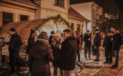 VIANOČNÉ TRHY UŽ TENTO TÝŽDEŇ ROZŽIARIA OBCE REGIÓNU TRNAVA
