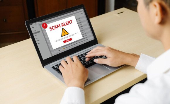 Lieky a falošné zázraky online: Prečo neobjednávať lieky (hocikde) cez internet?