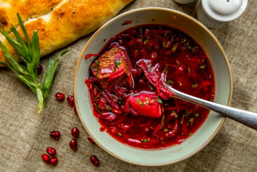 Bohatý hovädzí boršč Bohatý hovädzí boršč