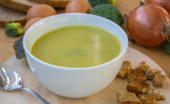 Jemná kelová polievka