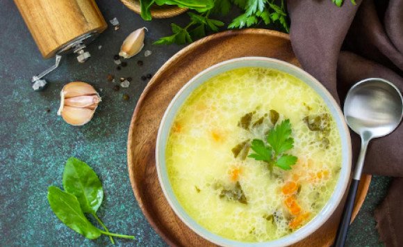 Kelová polievka so zemiakmi