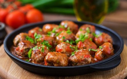 Zdravý, rýchly a chutný recept z teplovzdušnej fritézy: CHRUMKAVÉ MÄSOVÉ GUĽKY