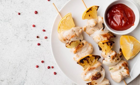 Zdravý, rýchly a chutný recept z teplovzdušnej fritézy: KURACIE ŠPÍZY