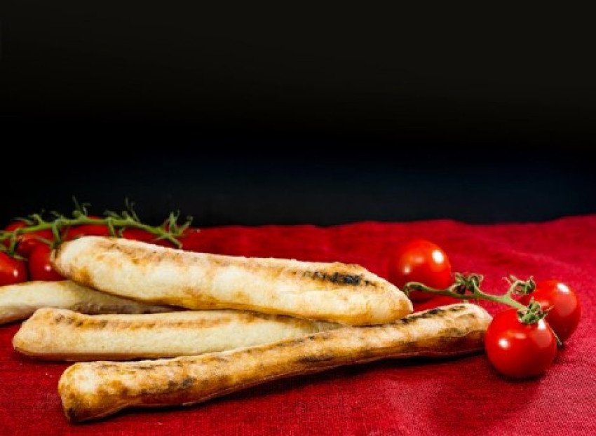 Pizza štangle so syrovým dressingom Pizza štangle so syrovým dressingom