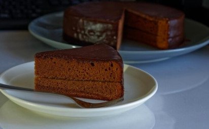 SLÁVNA SACHEROVA TORTA
