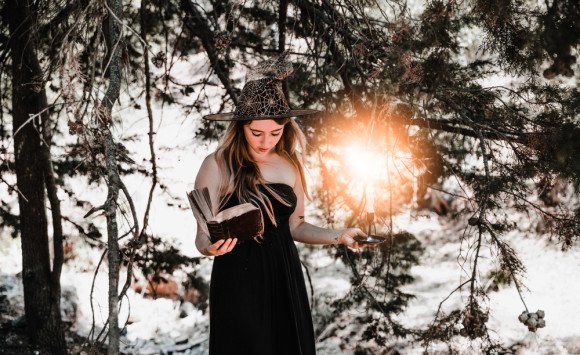 Dušičky verzus Halloween - pamiatka zosnulých alebo sviatok strašidelných masiek?