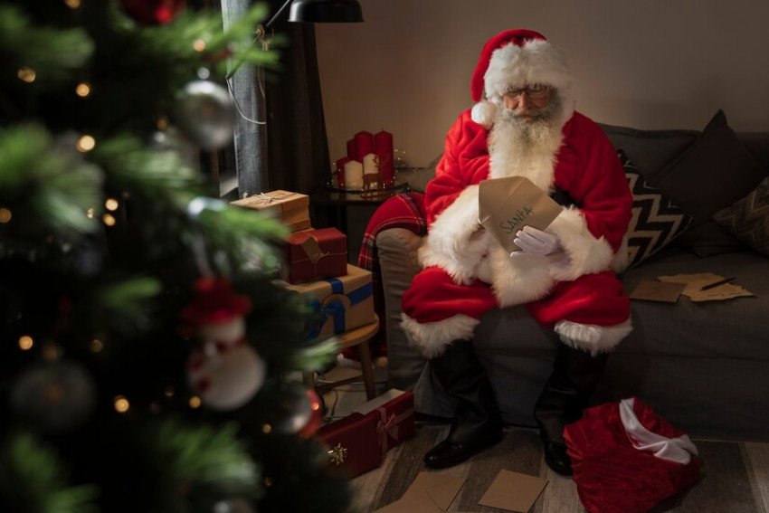 Sv. Mikuláš skutočne žil, Santa Claus má úplne odlišné korene. Ako to vlastne bolo? Sv. Mikuláš skutočne žil, Santa Claus má úplne odlišné korene. Ako to vlastne bolo?