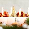 Zaujímavosti o advente - ako vznikla tradícia adventných vencov či bozk pod imelom?