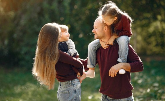 Rodinné zázemie pomáha deťom zvyšovať sebavedomie a nájsť zmysel života