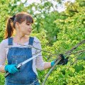 Pracovné oblečenie vás ochráni aj pri práci na dome, či v záhrade