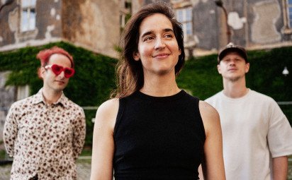 Radosť v šiestich jazykoch: NINA ROSA vydáva pestrofarebný album Joy