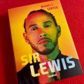Životopis najúspešnejšieho jazdca F1 Lewisa Hamiltona. Sir Lewis