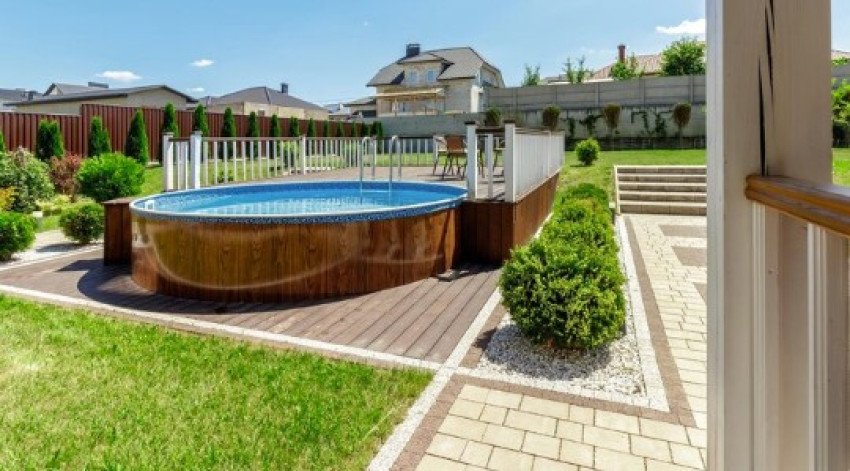 Bazén na záhrade: Ako si vybrať a postaviť nadzemný bazén pre letné osvieženie Bazén na záhrade: Ako si vybrať a postaviť nadzemný bazén pre letné osvieženie