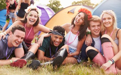 Chystáš sa na festival? Nezabudni na týchto 10 vecí