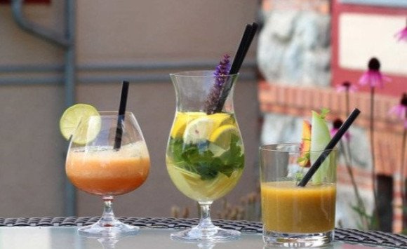 Zdravé drinky na rýchle dobitie bateriek, pechladnutie či chudnutie