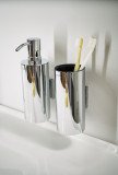 Laufen_foto_nahled_Kolekce_NIARA_Davkovac_na_mydlo_a_poharek_na_kartacky_foto1