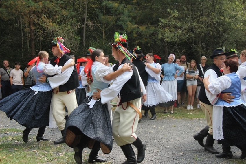 Zôsyp – regionálna prehliadka folklórnych kolektívov Liptova Zôsyp – regionálna prehliadka folklórnych kolektívov Liptova