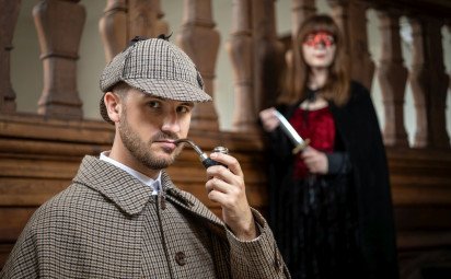 Sherlock Holmes na Budatíne – Záhada maškarného bálu