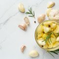 Antivírusové bylinky a ich účinky: Ktoré sa oplatí mať v domácej lekárničke?