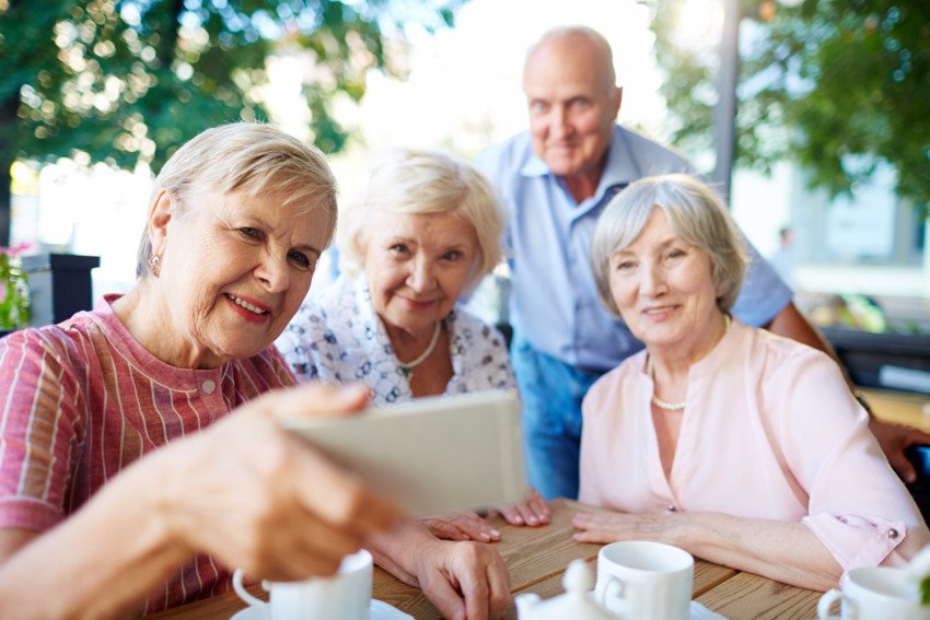 Seniori a hrozby, o ktorých je treba vedieť