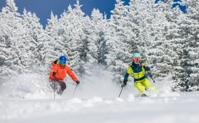 V Dolnom Rakúsku môžu deti s novým skipassom lyžovať úplne zadarmo