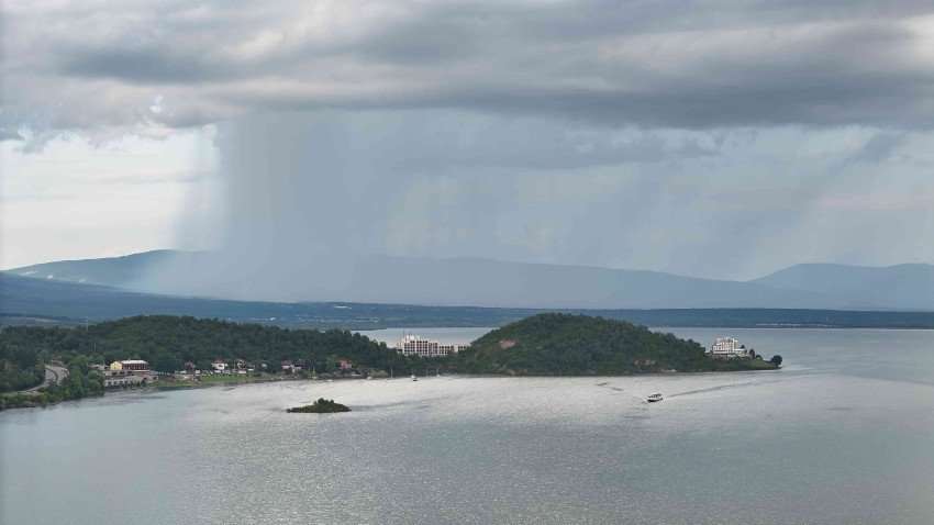 Termálna voda, ticho Šíravy, Tokajské vína a sviatočná atmosféra