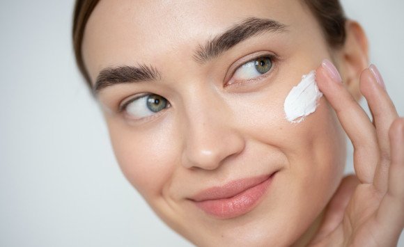 Generácie dôverujú, odborníci odporúčajú: Vaseline Jelly