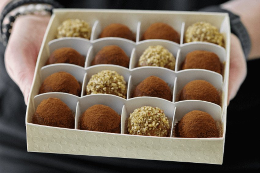 Medovníkové guľôčky